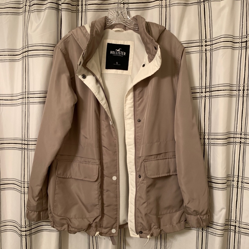 Hollister Fleece Lined Anorak Jacket (Price is NOT fixed)